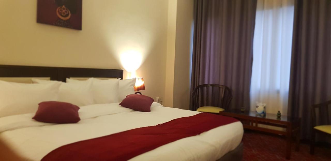 The Signature Hotel อัมมาน ภายนอก รูปภาพ